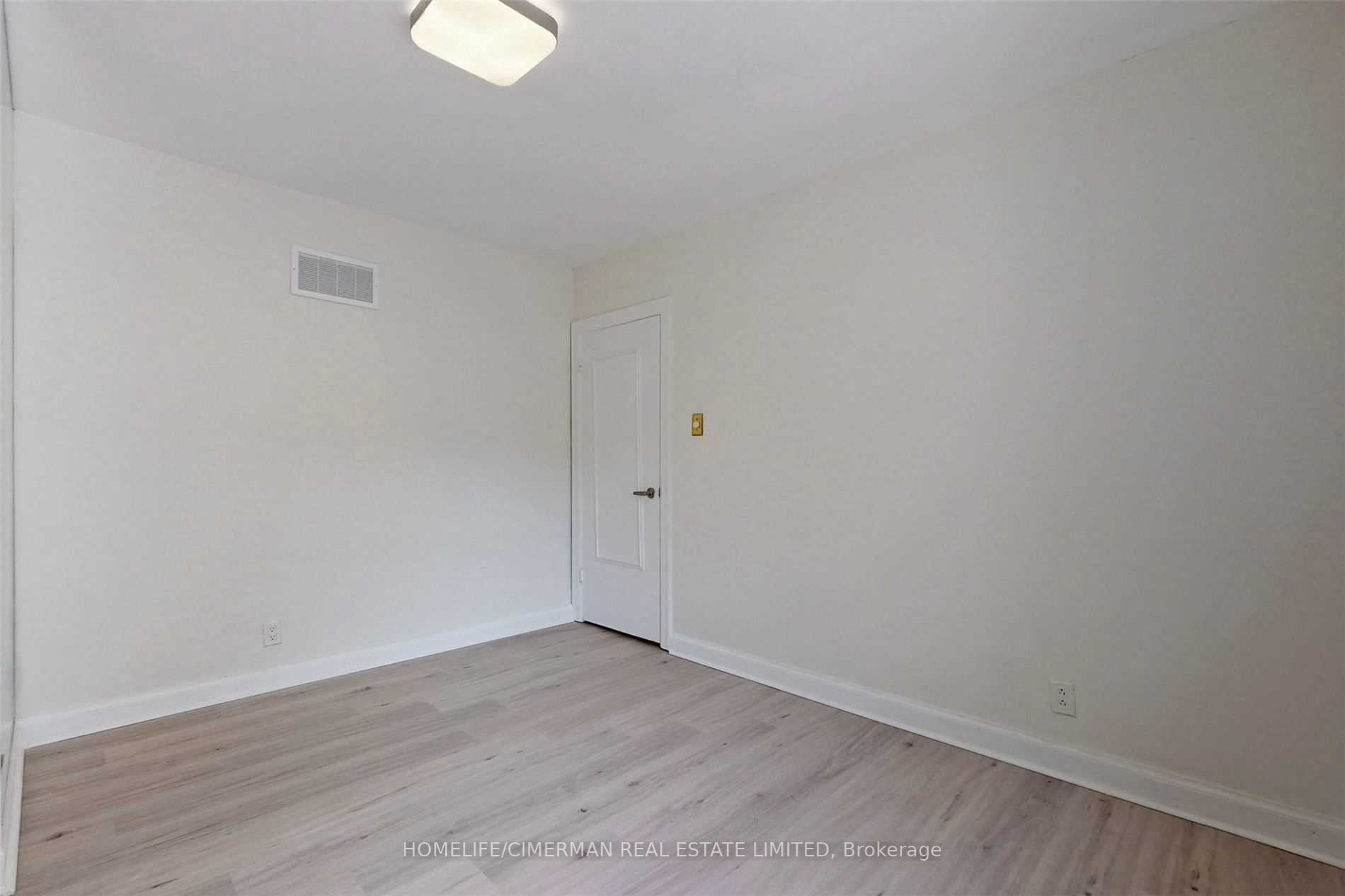 Listing C6815754 - Large Photo # 18