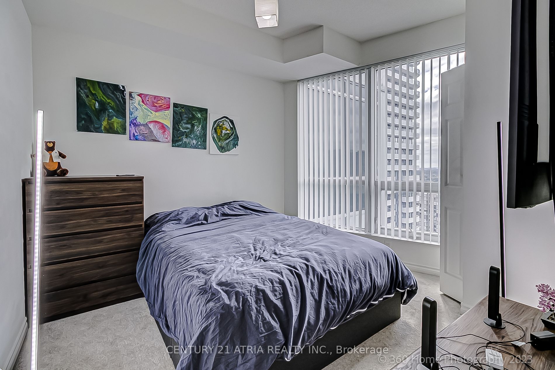 18 Holmes Ave, #2206