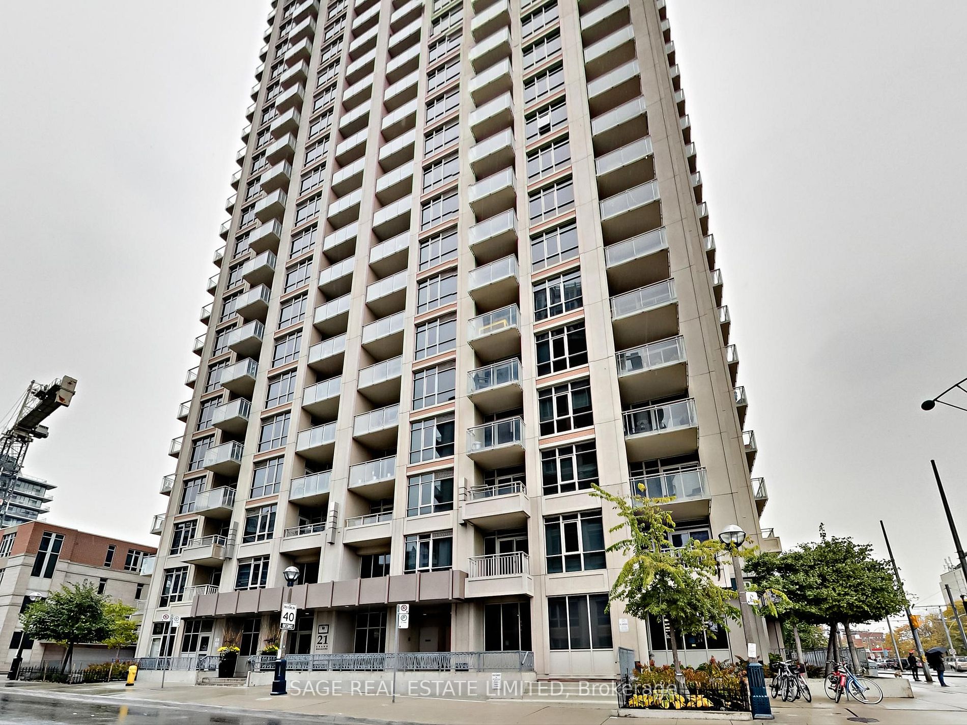 21 Grand Magazine St, #1202