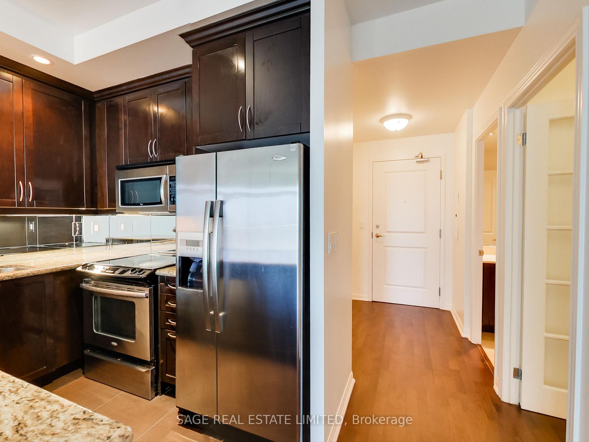 21 Grand Magazine St, #1202