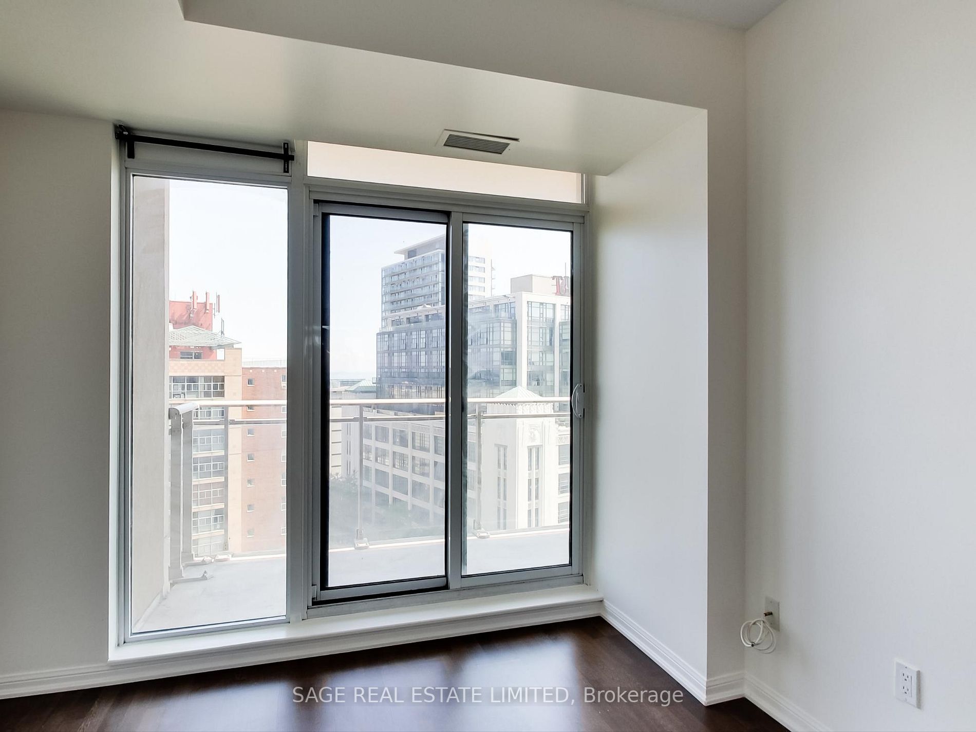 21 Grand Magazine St, #1202