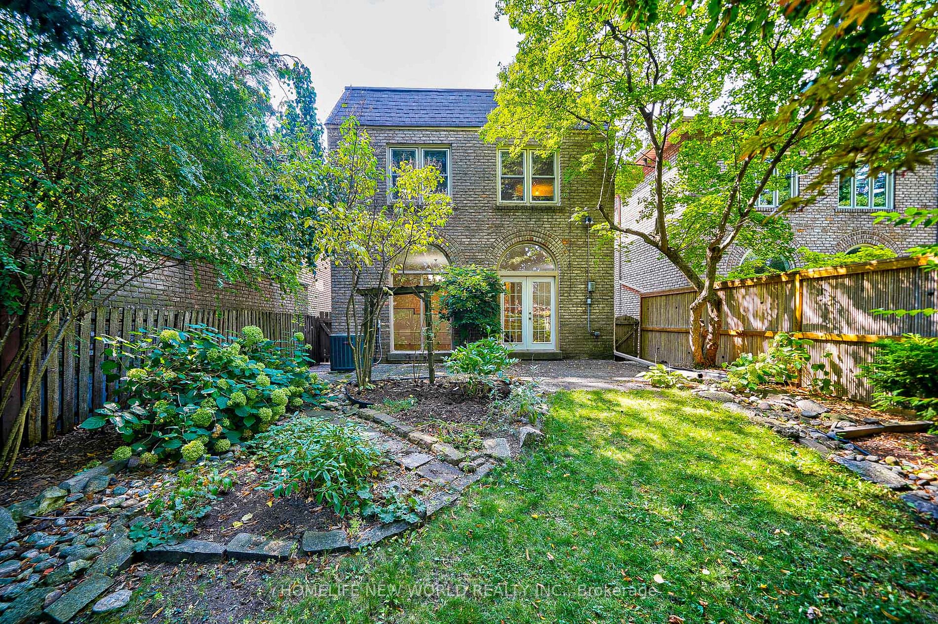 91 Elmsthorpe Ave