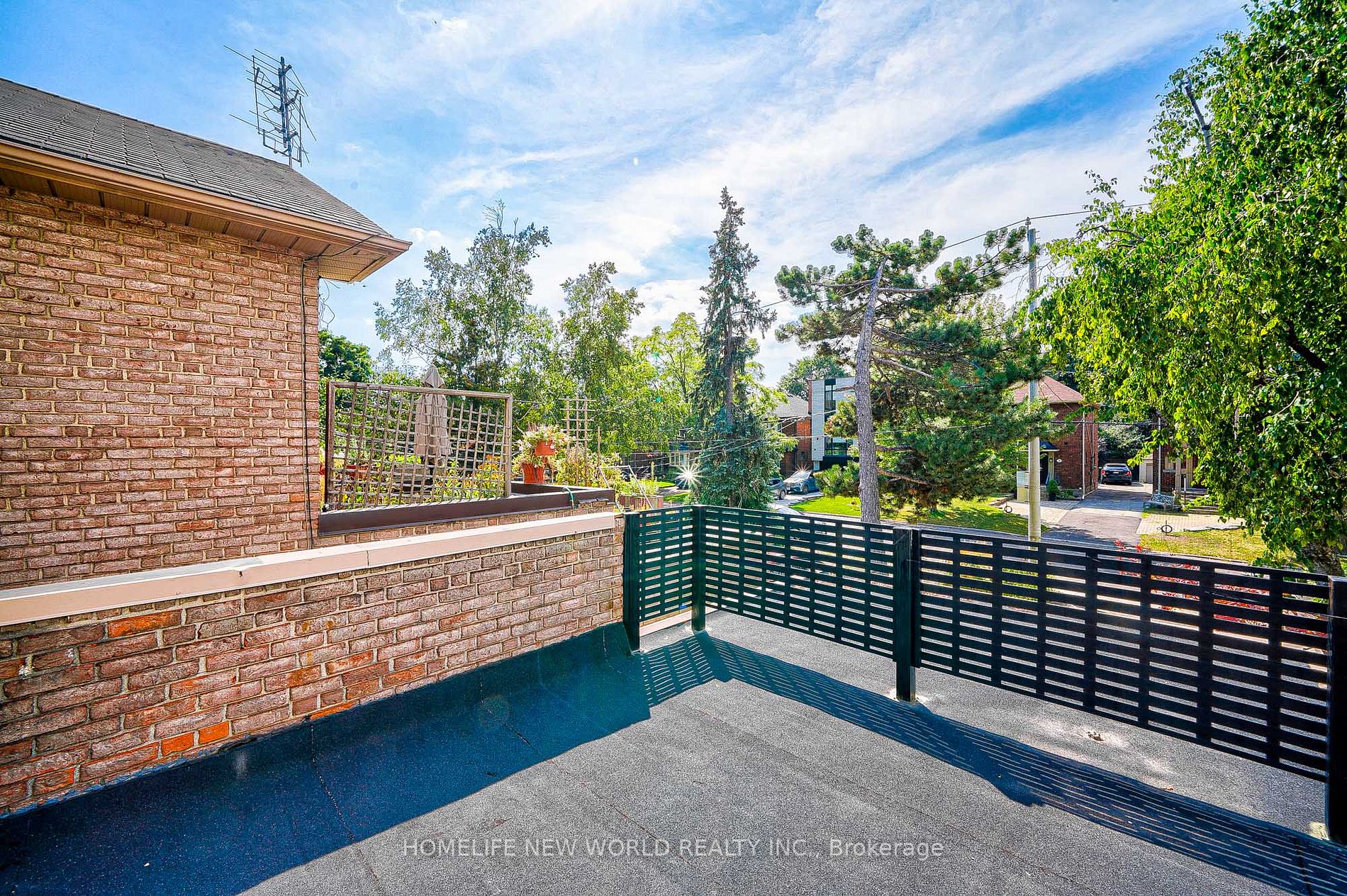 91 Elmsthorpe Ave