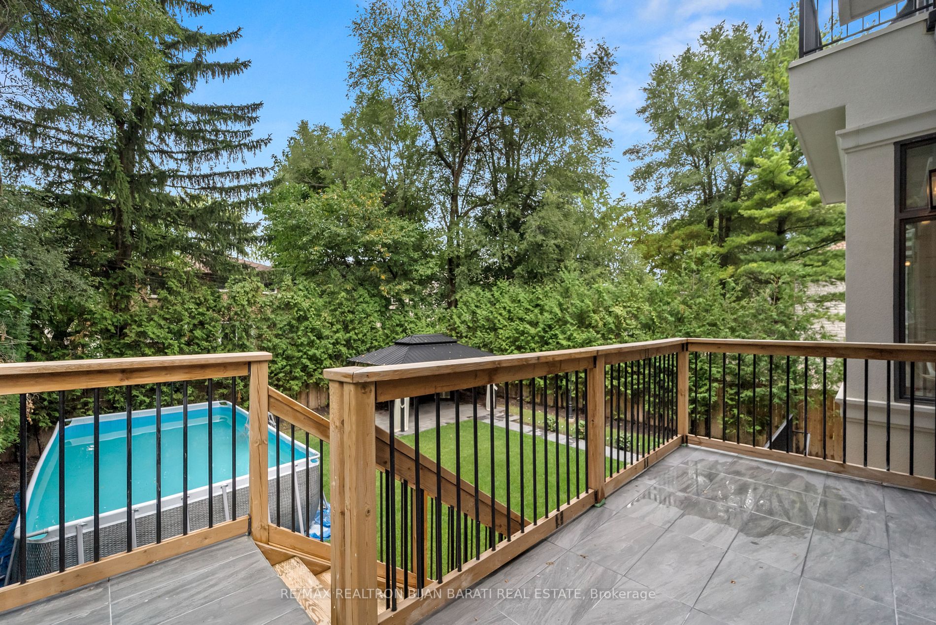 172 Maplehurst Avenue