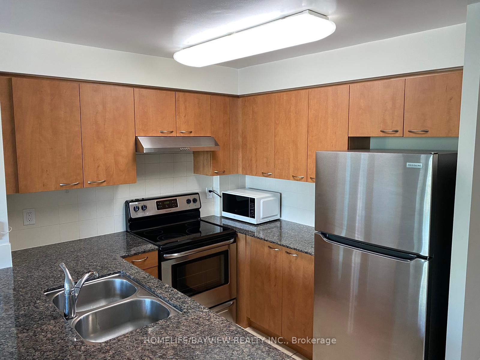 503 Beecroft Rd, #Lph08