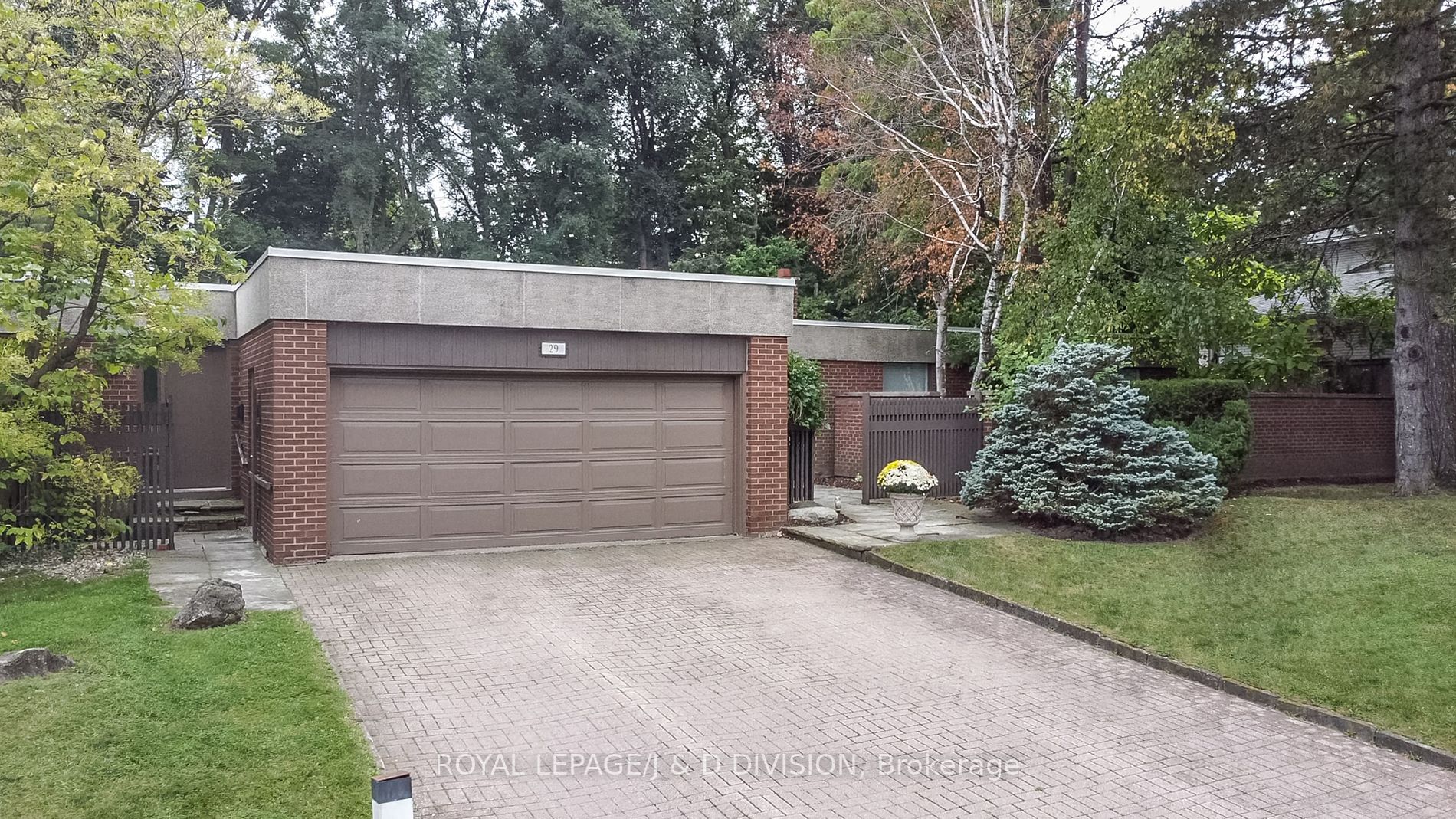 29 Suncrest Dr