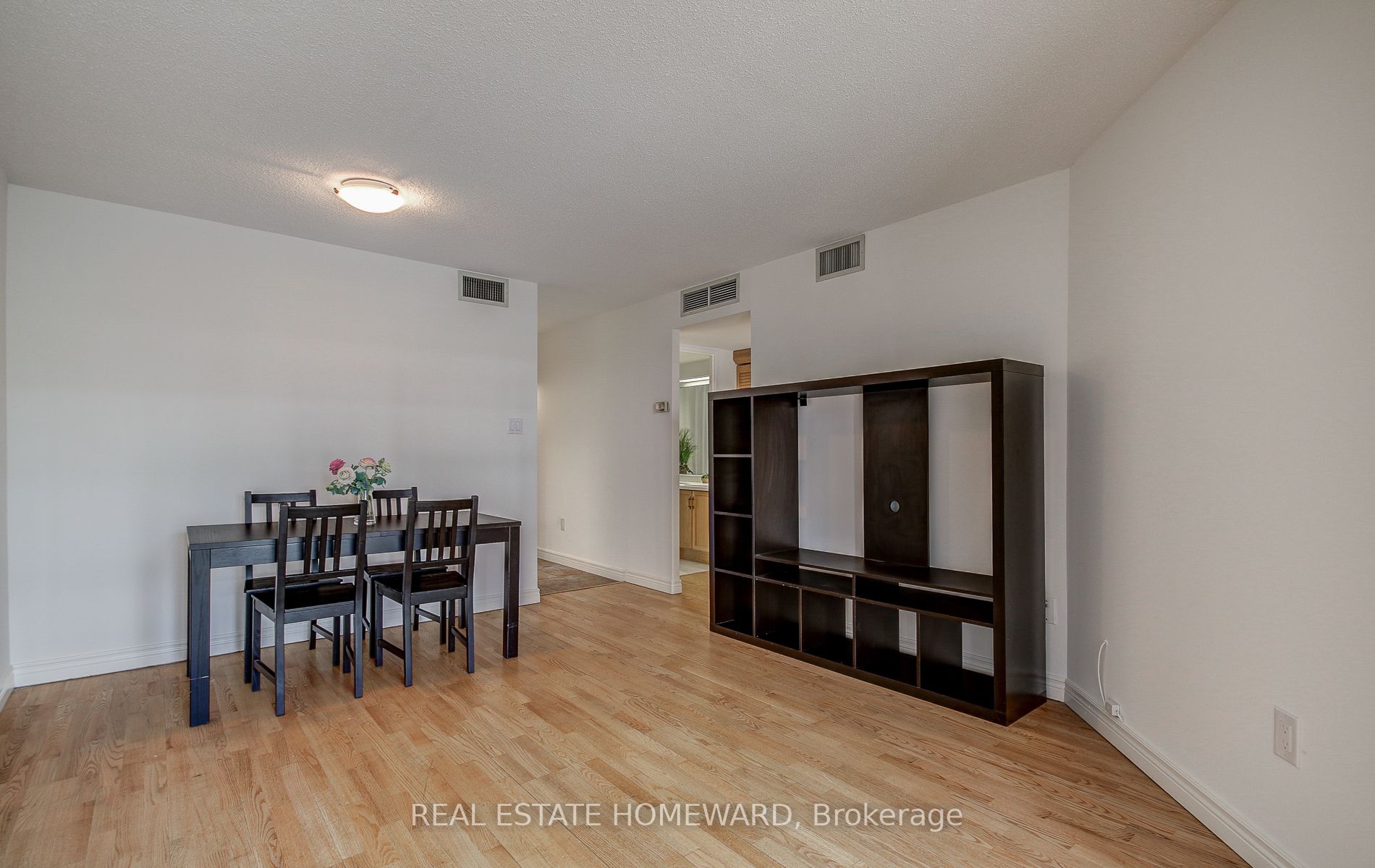 65 Scadding Ave, #505