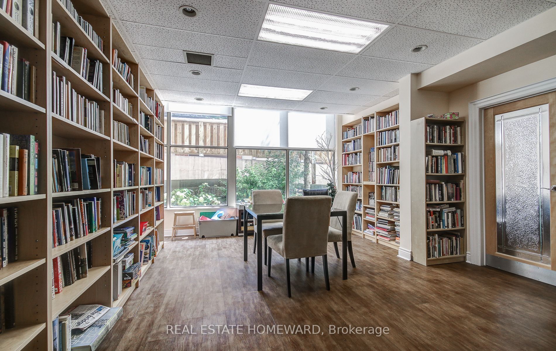 65 Scadding Ave, #505