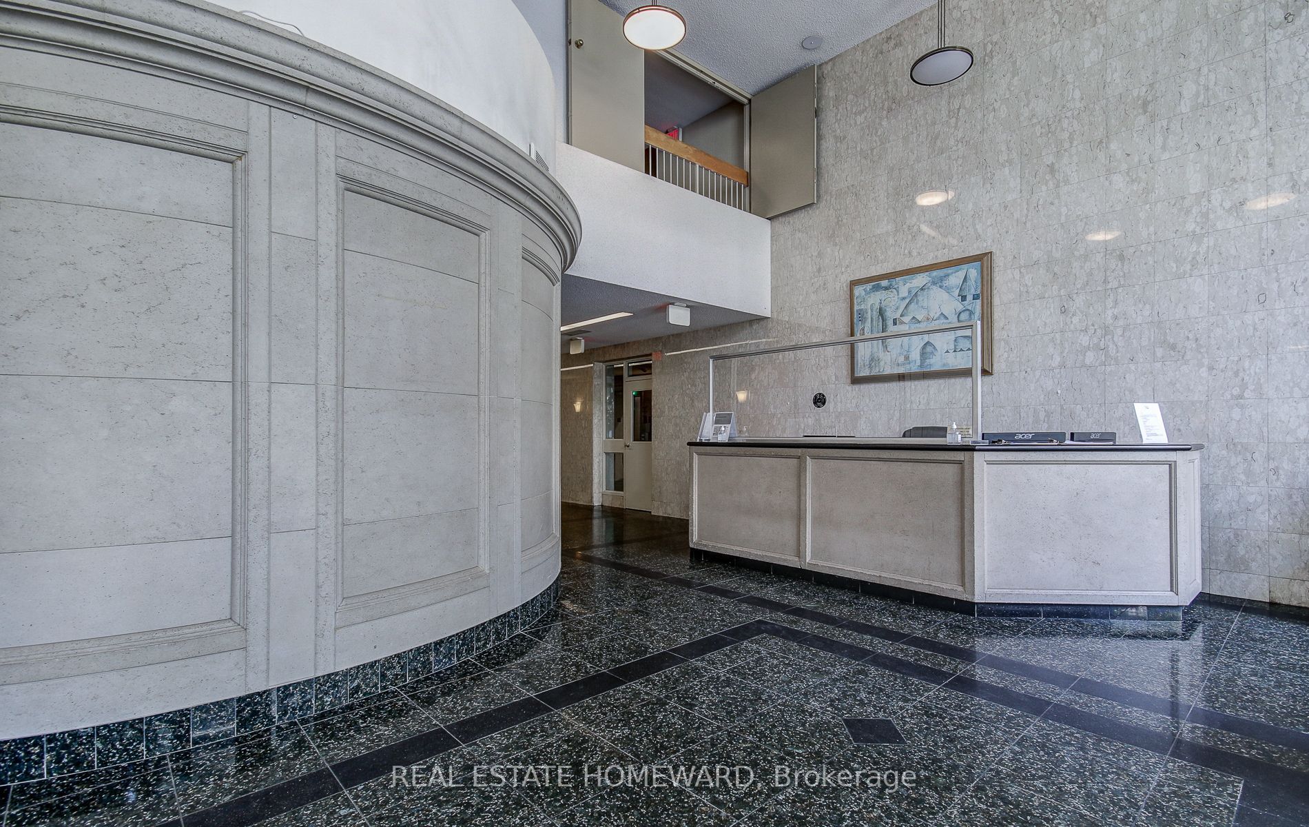 65 Scadding Ave, #505
