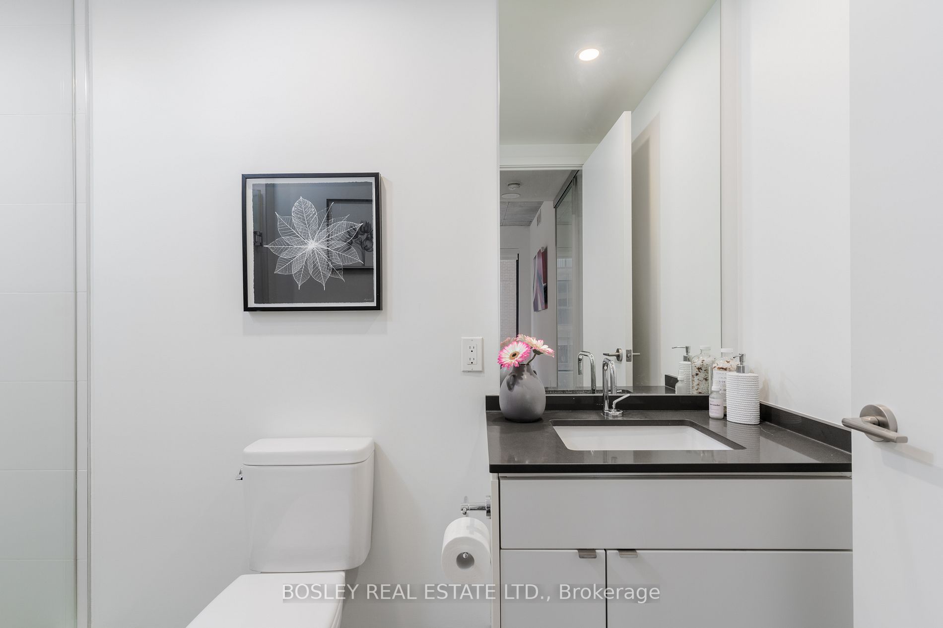 60 Colborne St, #312