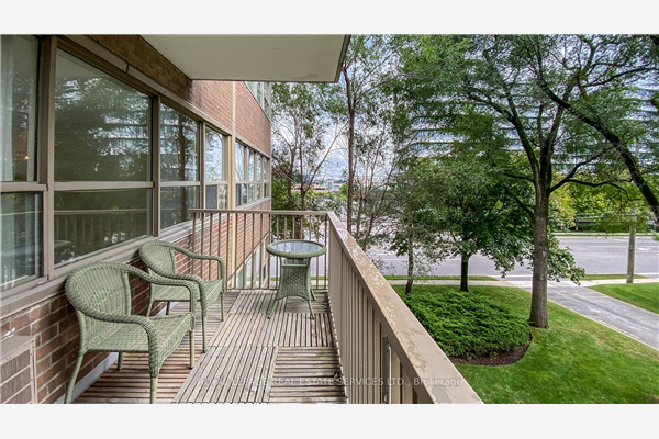 160 The Donway West, Toronto