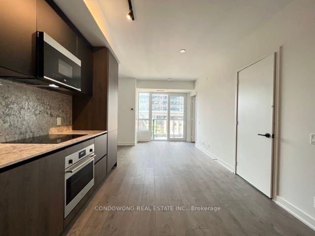 108 Peter Street, #625
