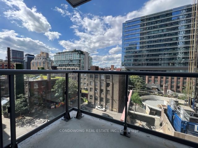 108 Peter Street, #625