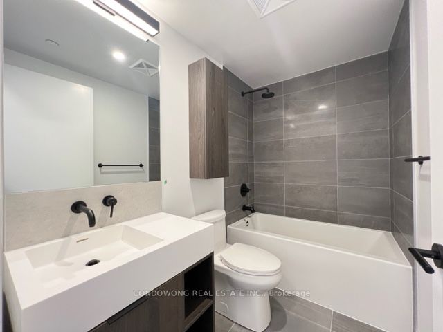 108 Peter Street, #625
