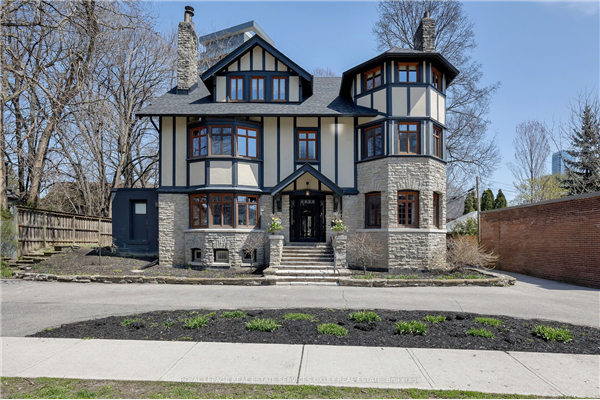 101 Admiral Rd, Toronto