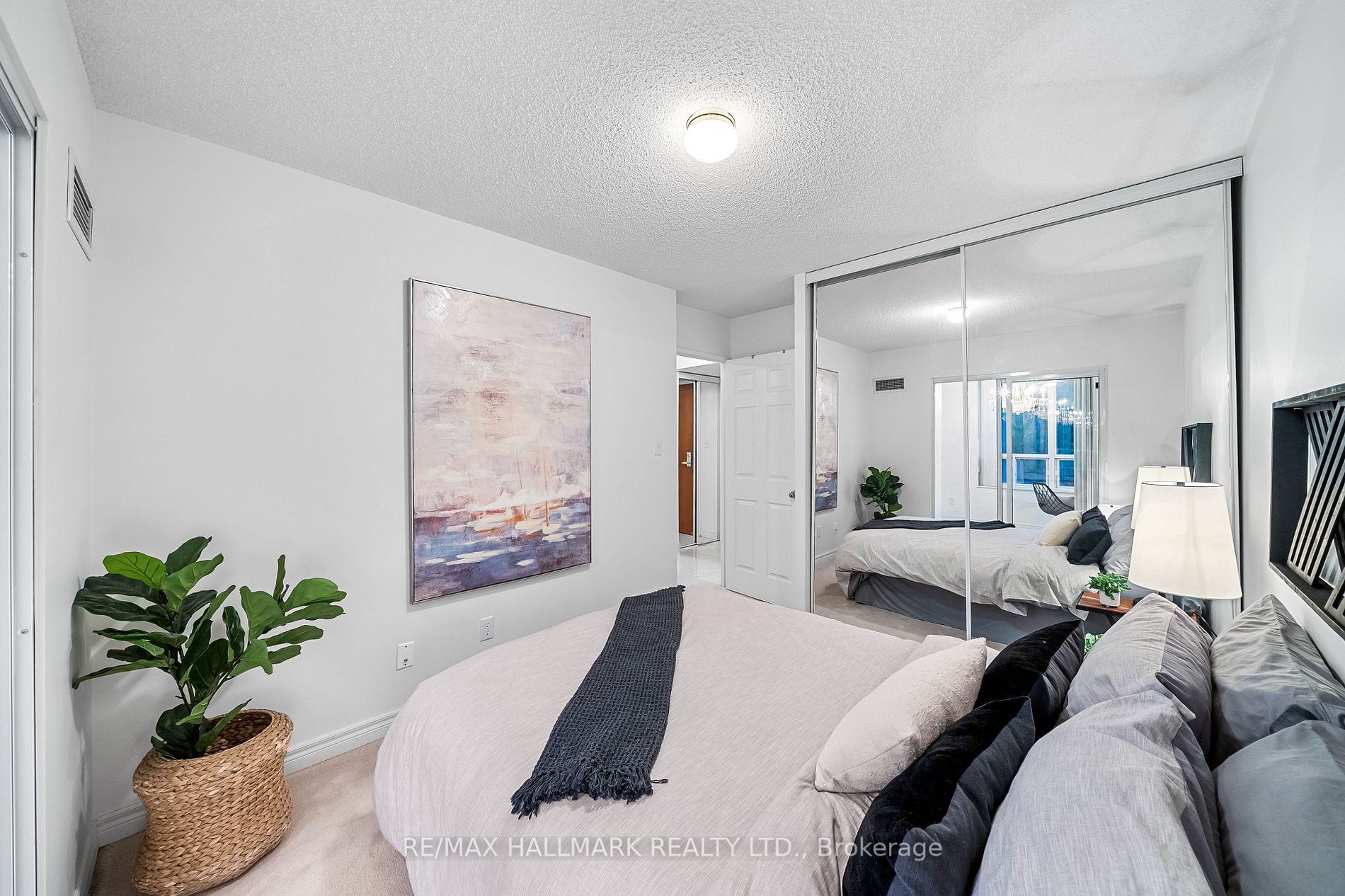 28 Empress Ave, #509