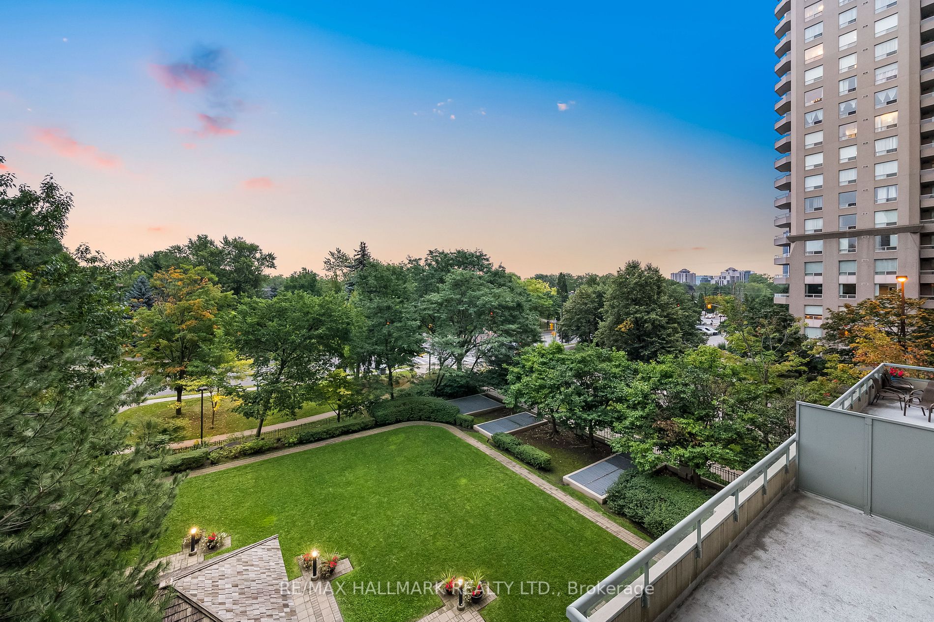 28 Empress Ave, #509