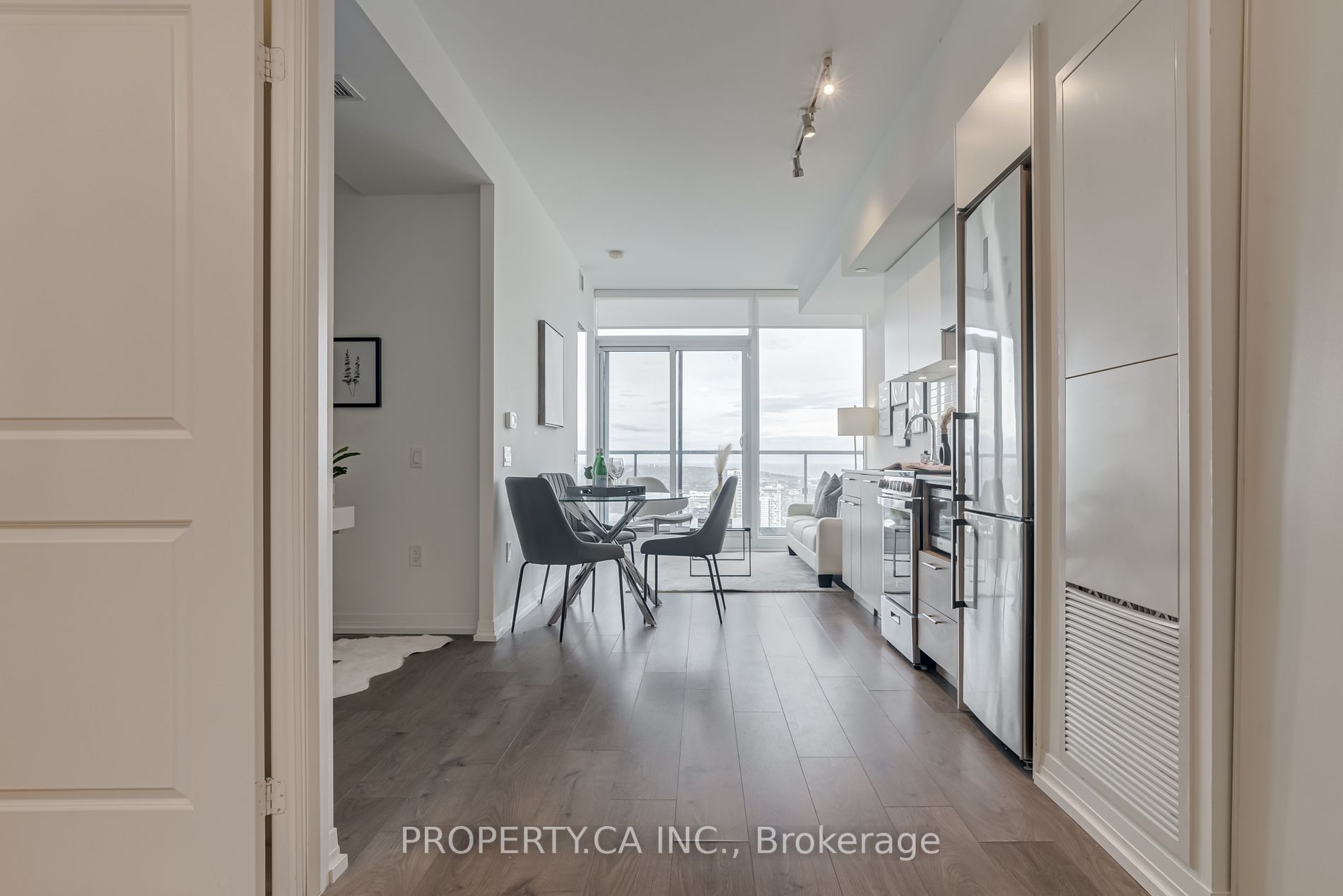 251 Jarvis St, #Ph14