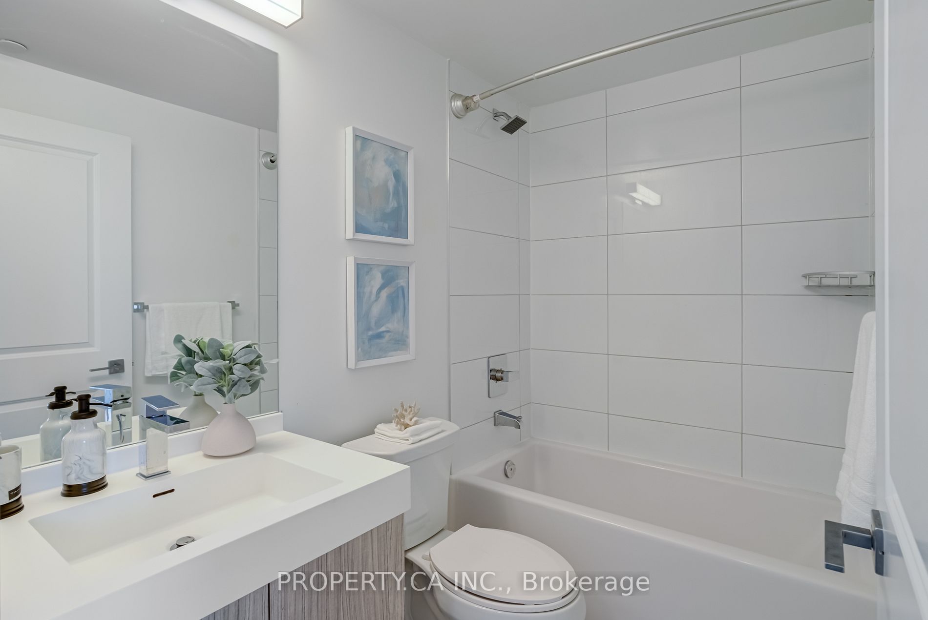 Listing C6816844 - Large Photo # 19