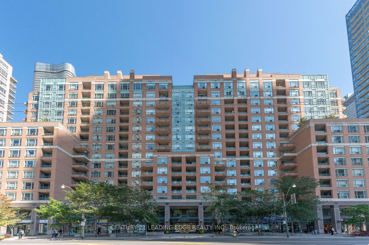887 Bay St, #1508