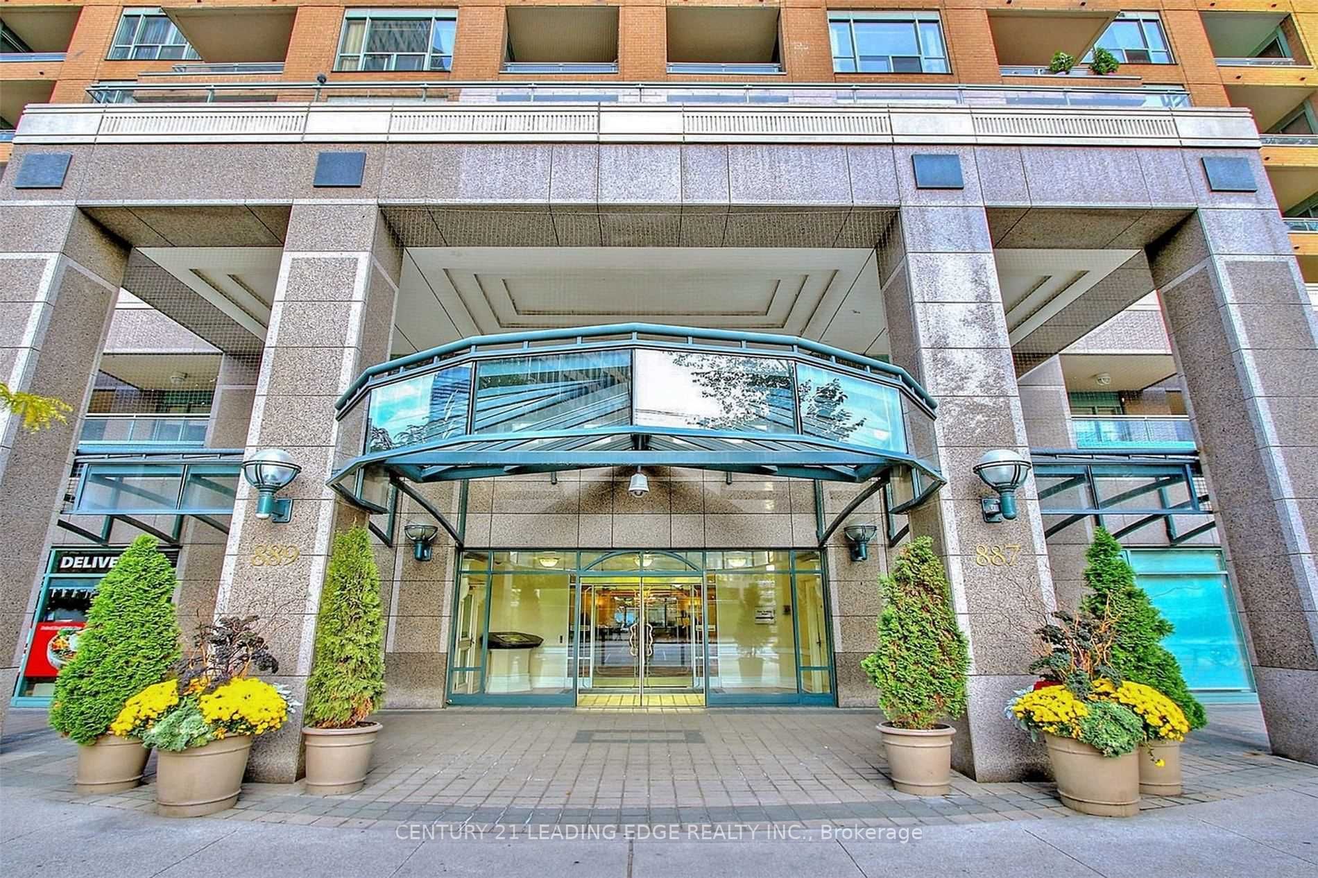 887 Bay St, #1508