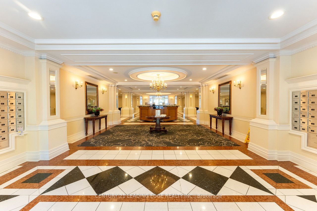887 Bay St, #1508