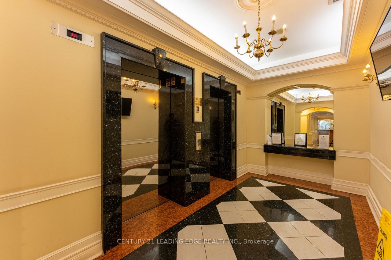 887 Bay St, #1508