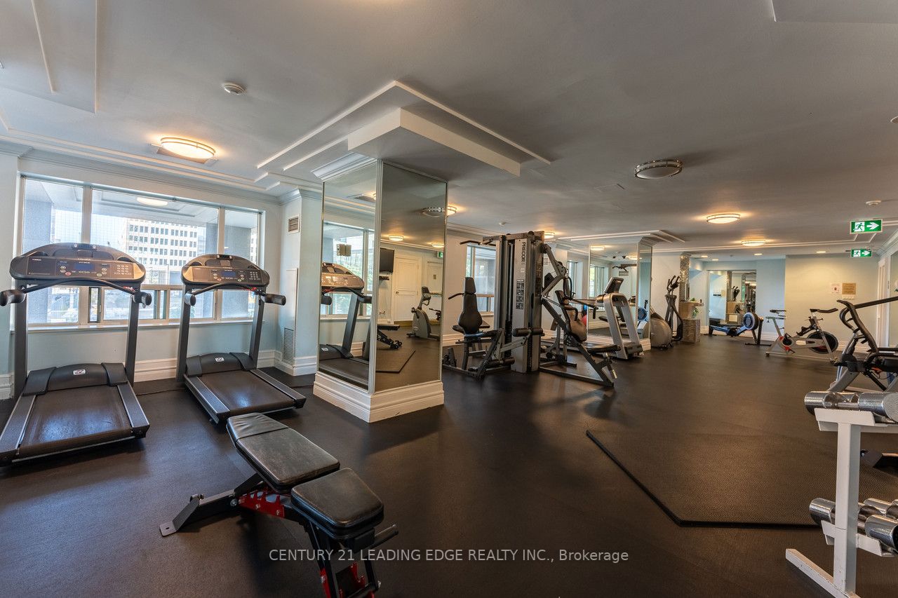 887 Bay St, #1508