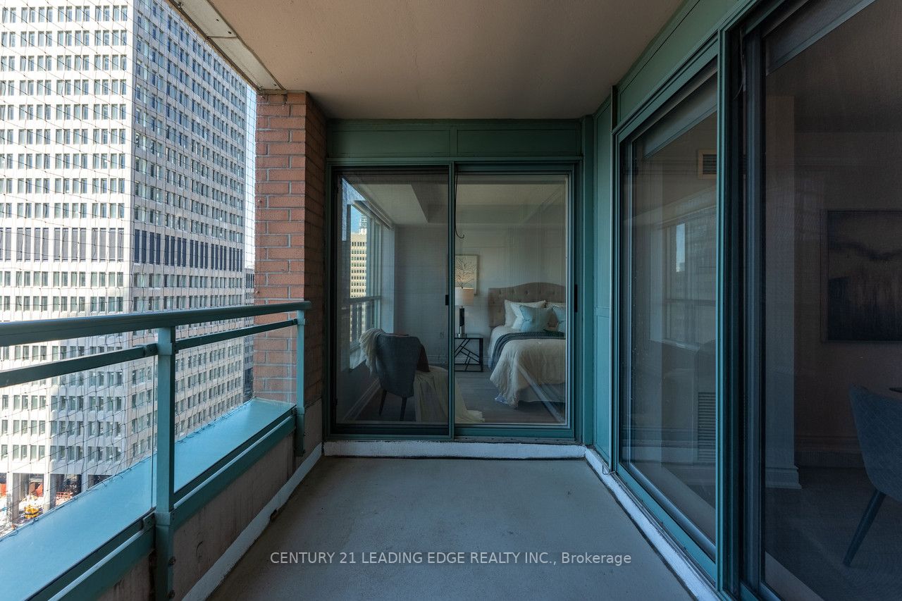 887 Bay St, #1508