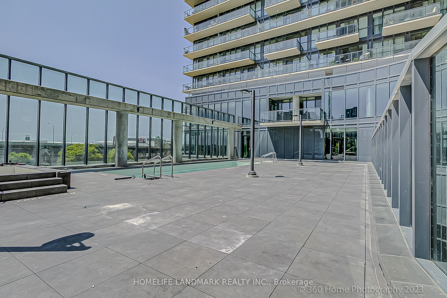 51 East Liberty St, #1016