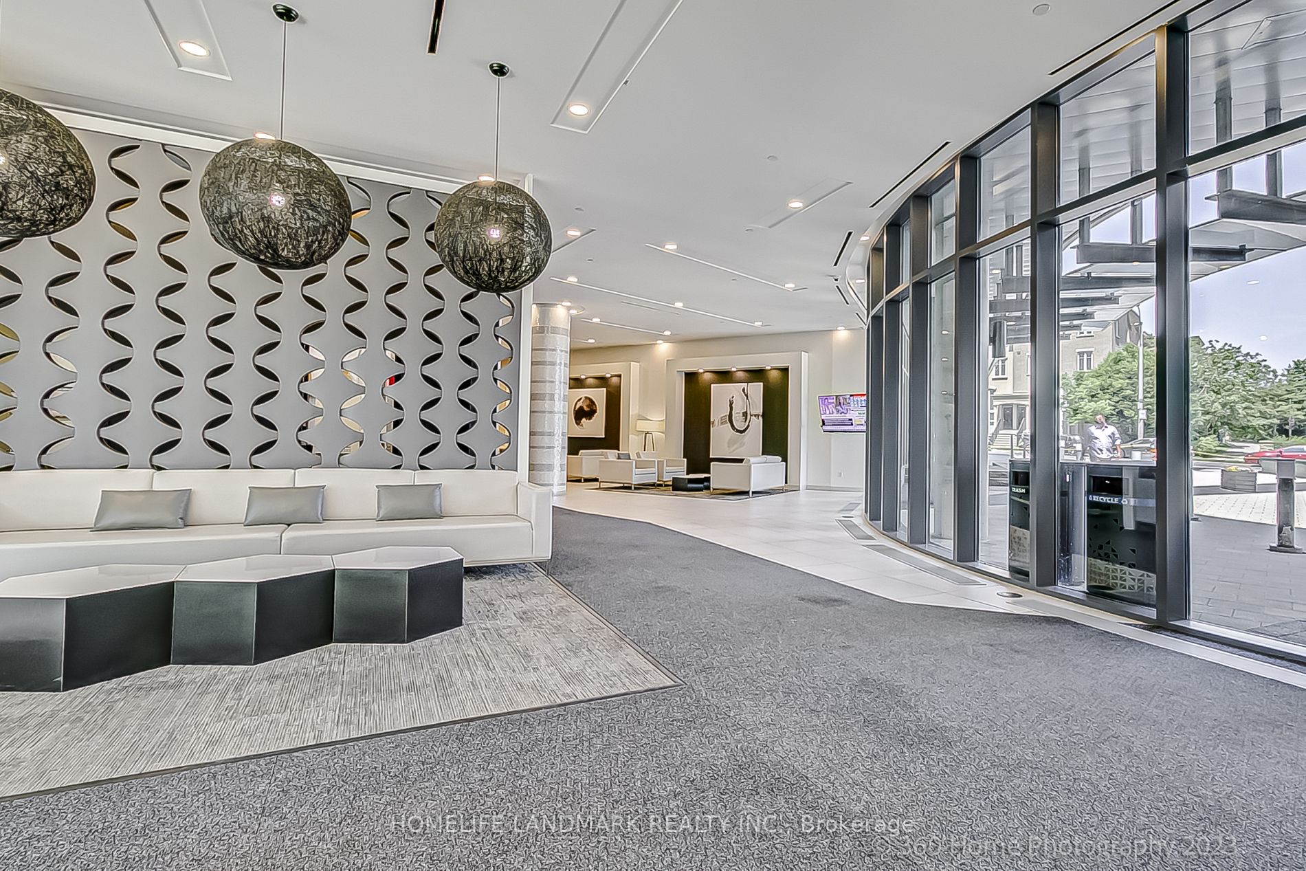 51 East Liberty St, #1016