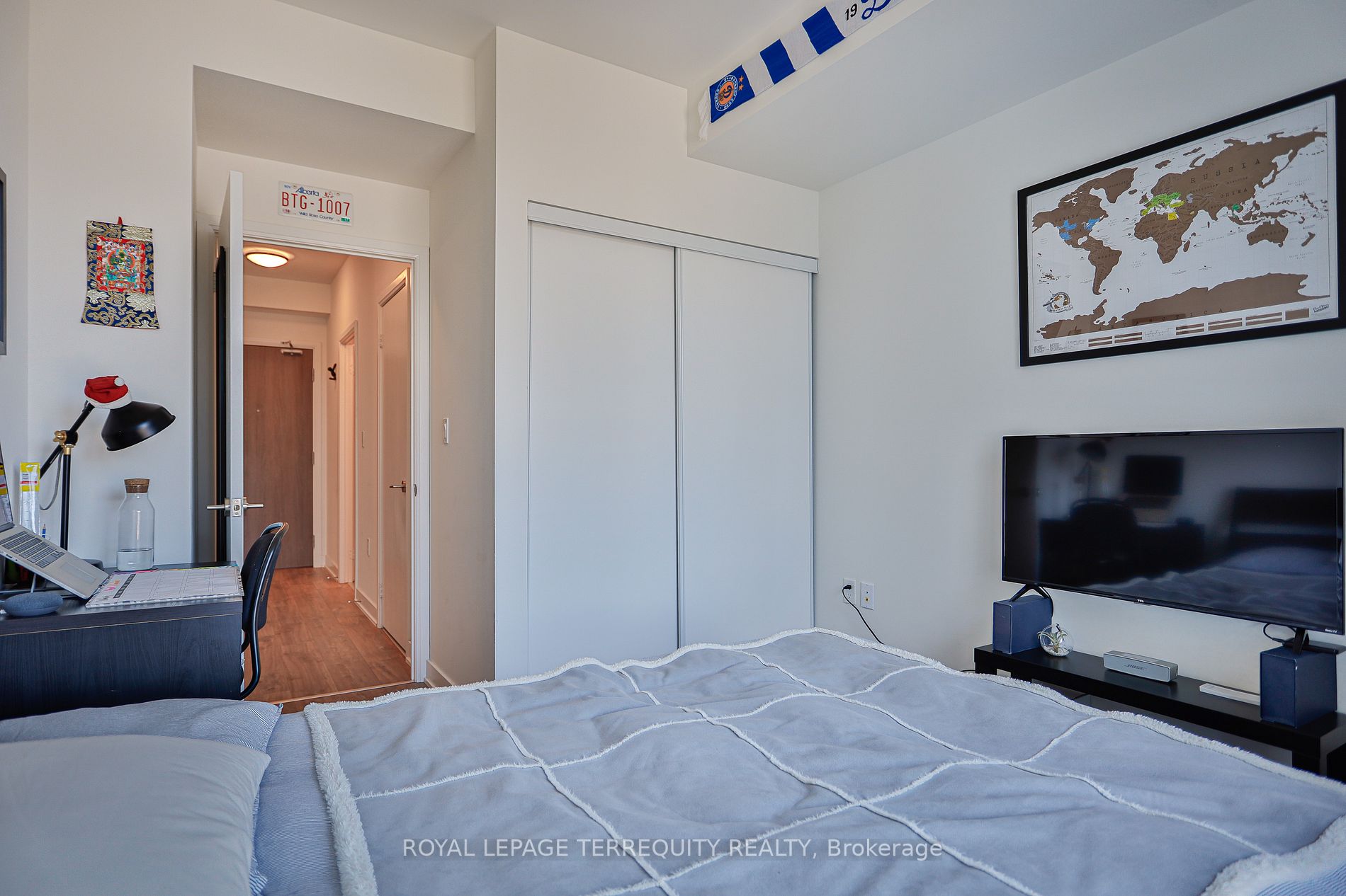 576 Front St W, #1810