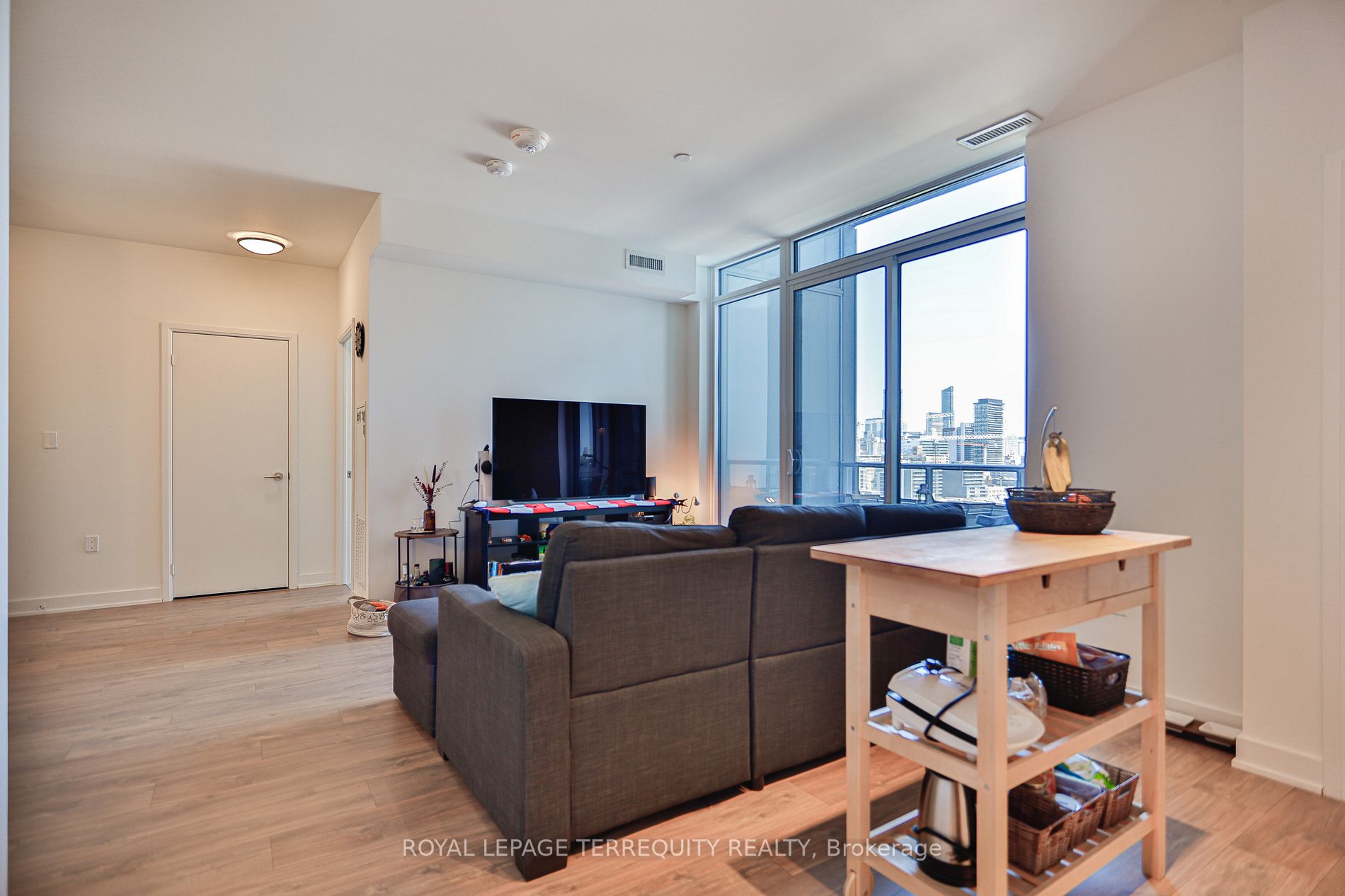 576 Front St W, #1810