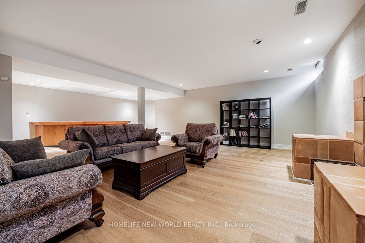 5 Abrams Pl