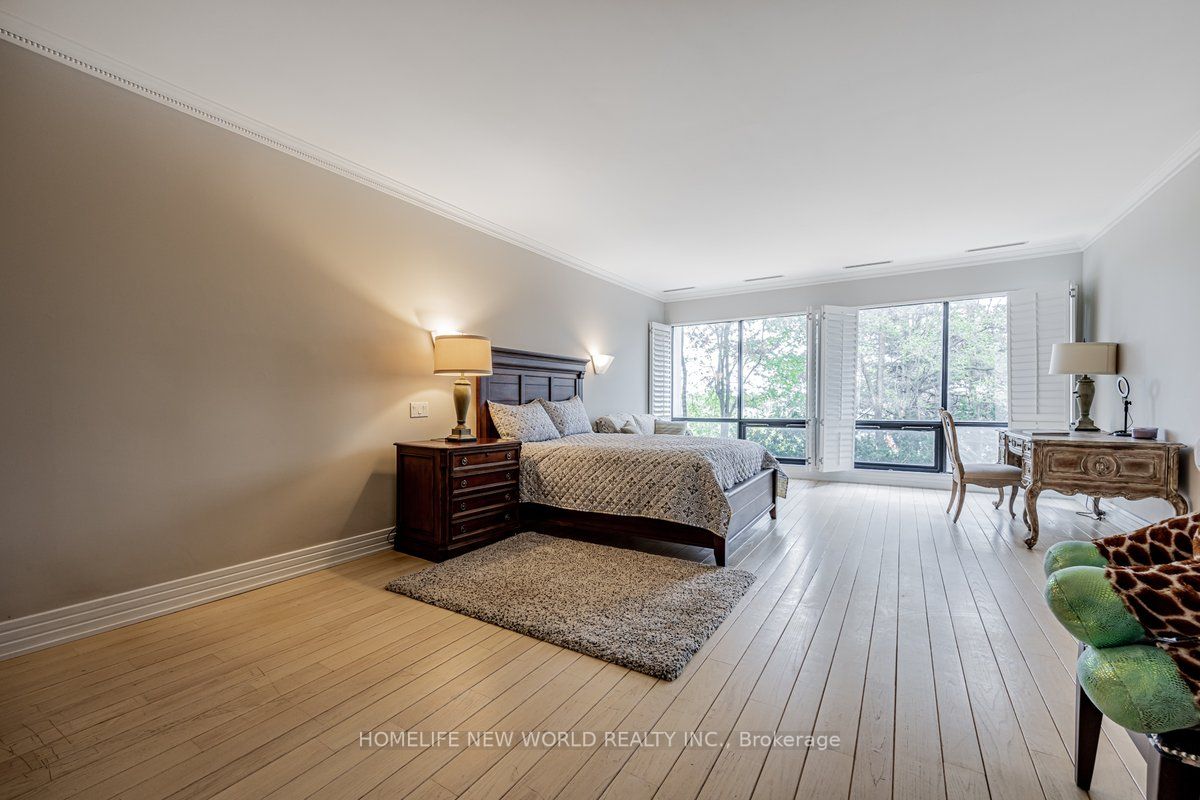 5 Abrams Pl