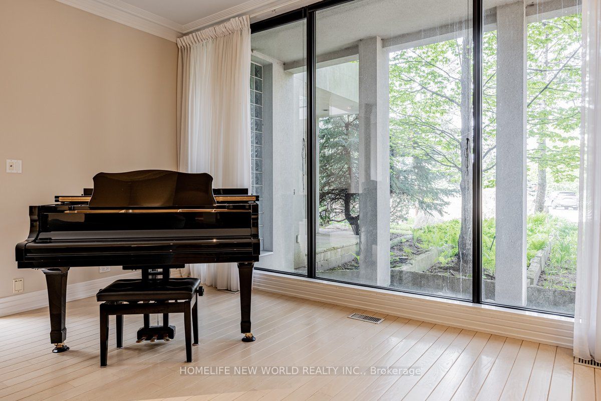 5 Abrams Pl