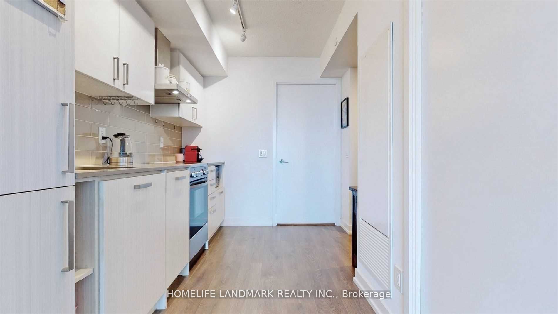 125 Redpath Ave, #1013