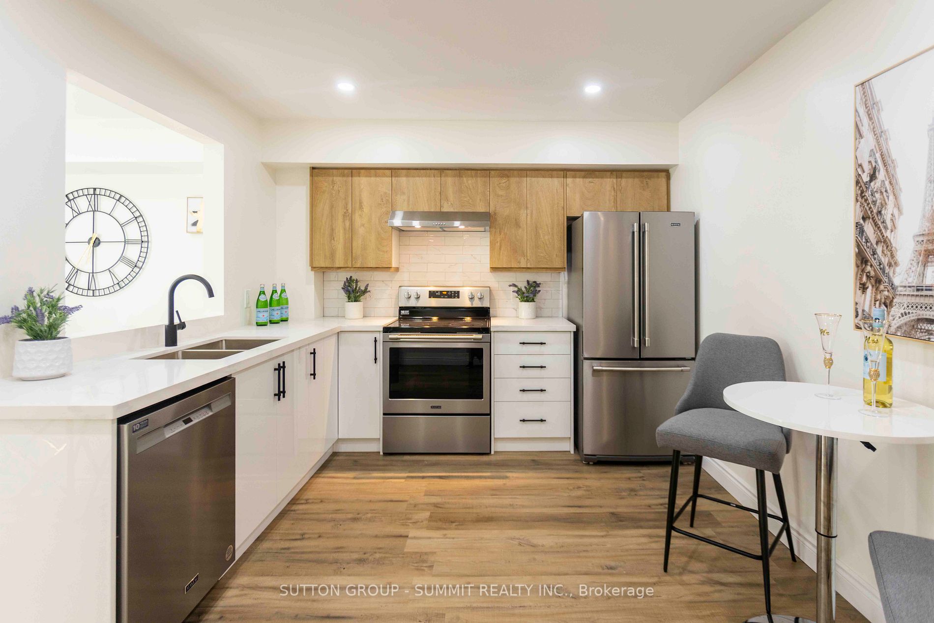 12 DOURO Street, #421