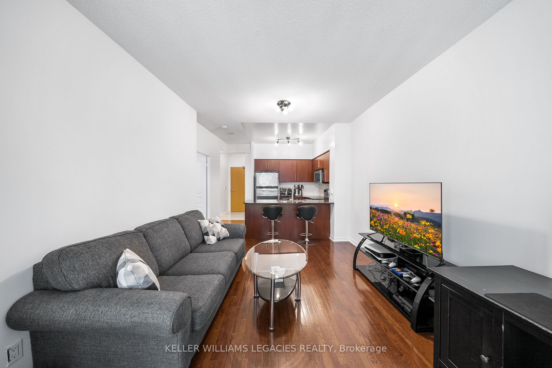 509 Beecroft Road, #1101