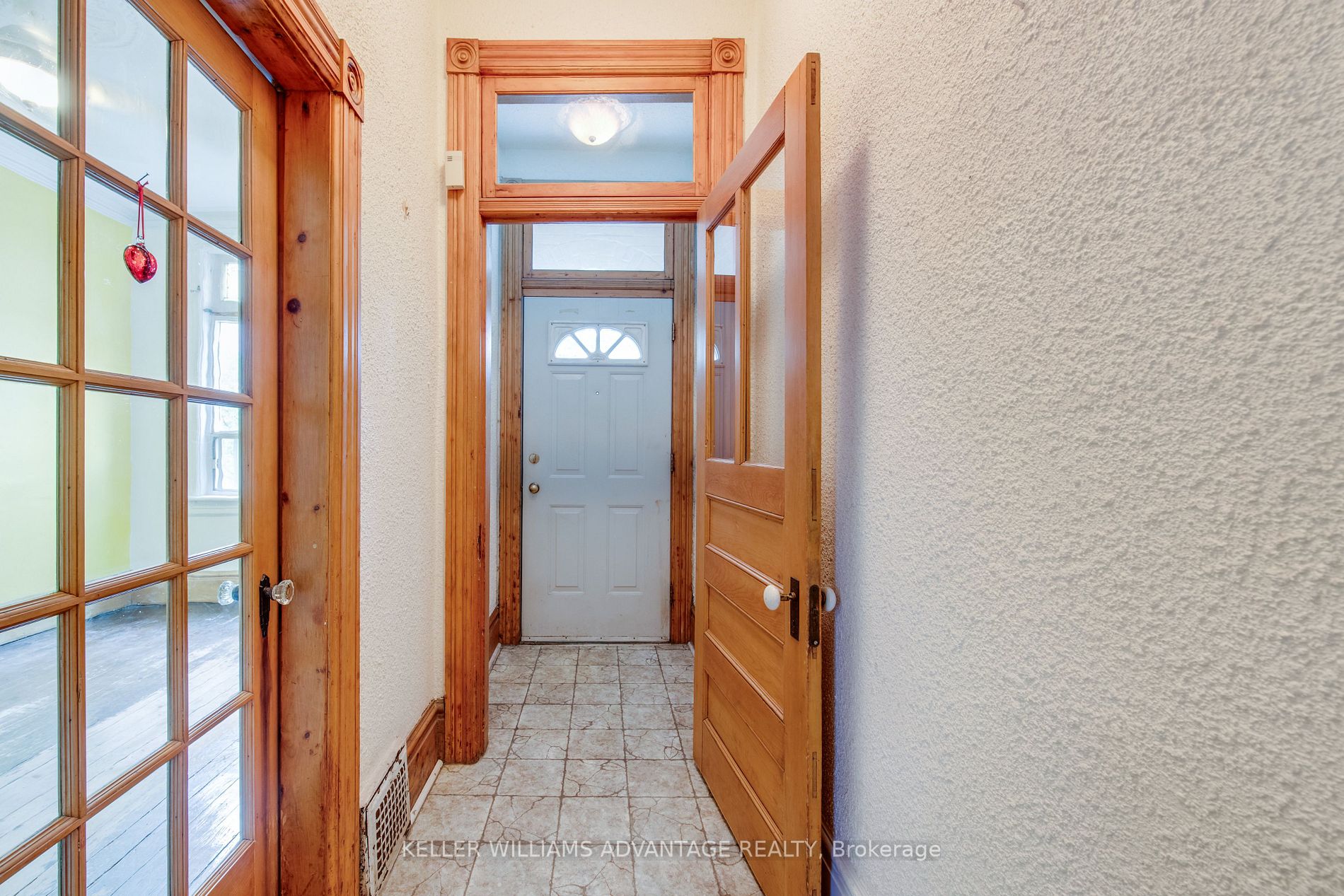 121 Palmerston Ave