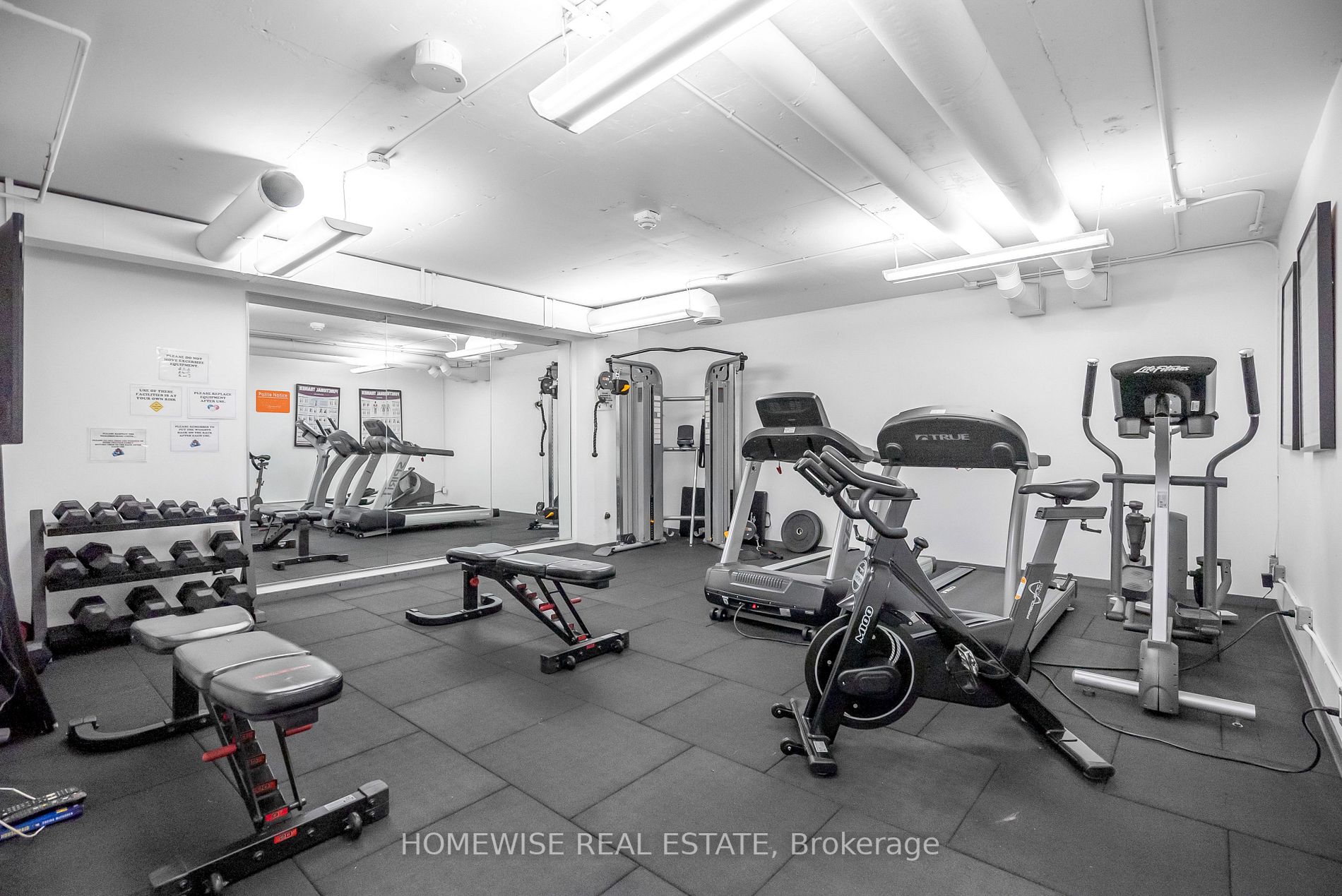 650 King St W, #602