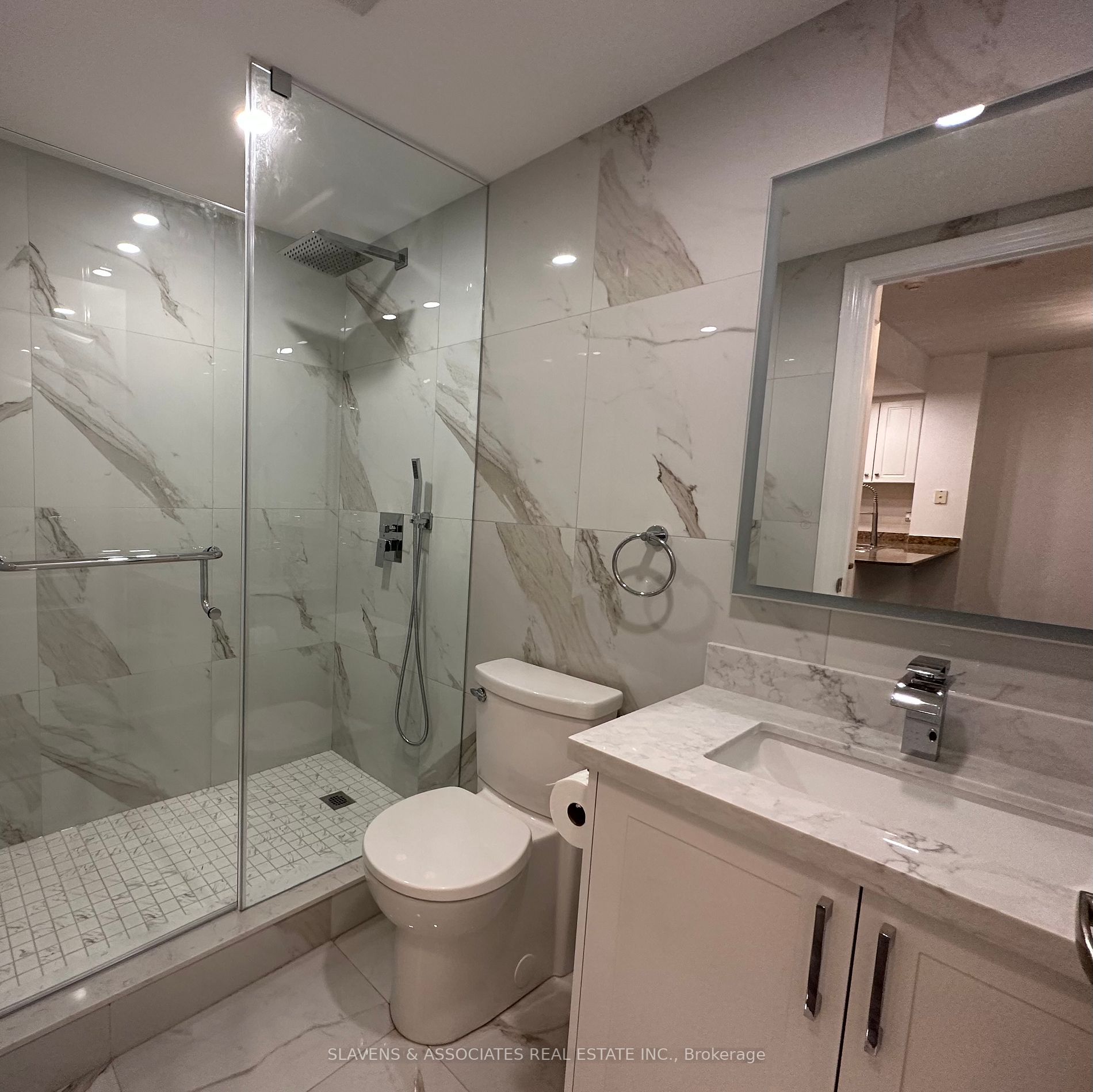 Listing C6817876 - Large Photo # 9