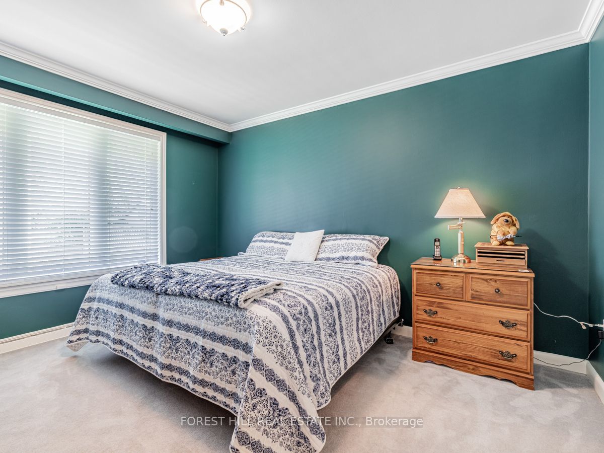 17 Harrison Rd