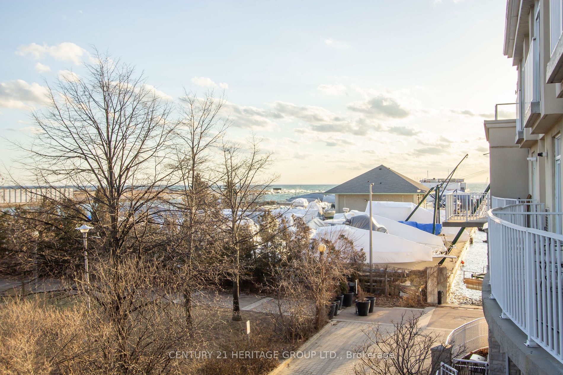 28 Stadium Rd S, #19