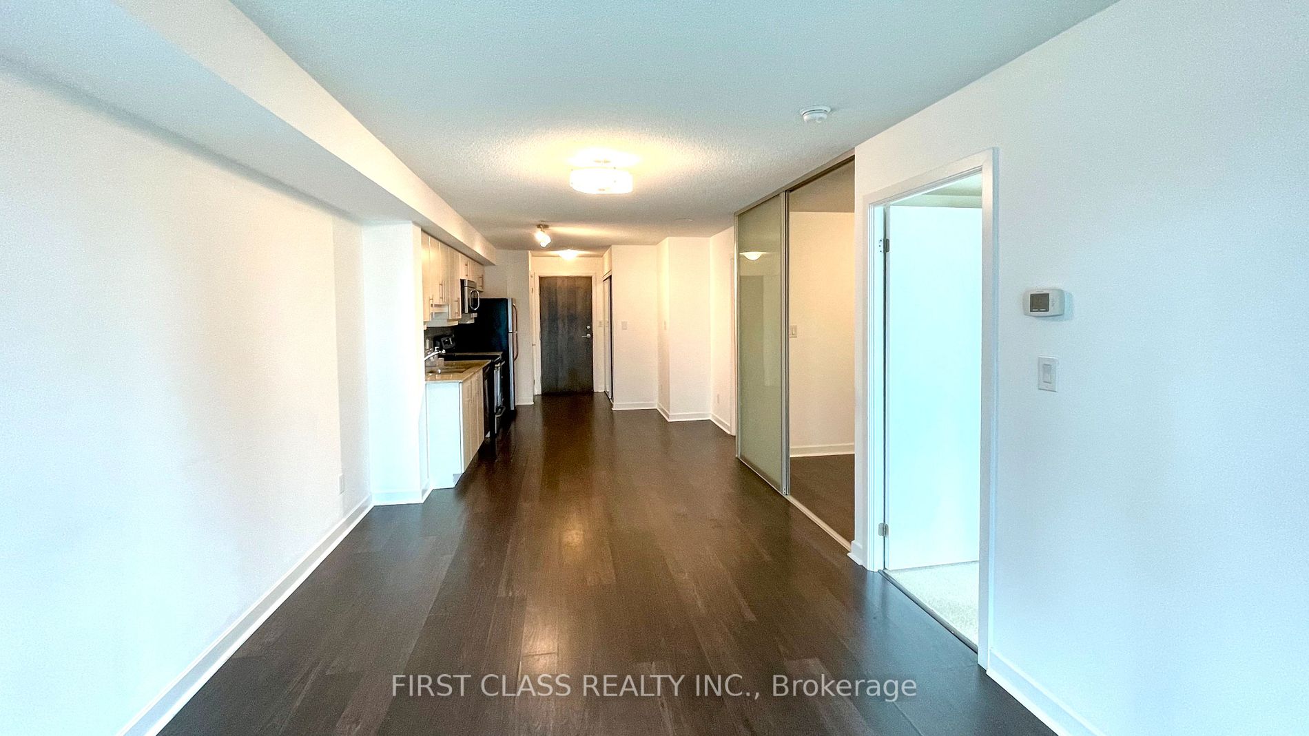 33 Bay St, #801