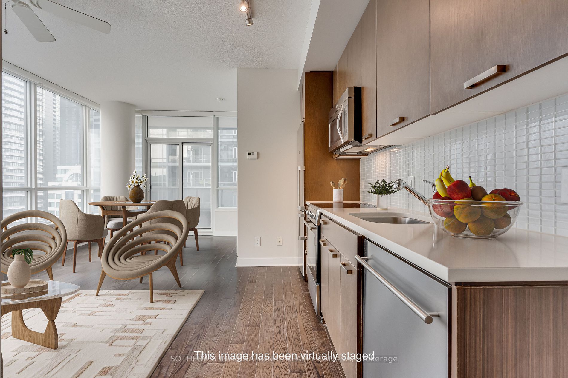 295 Adelaide St W, #2109