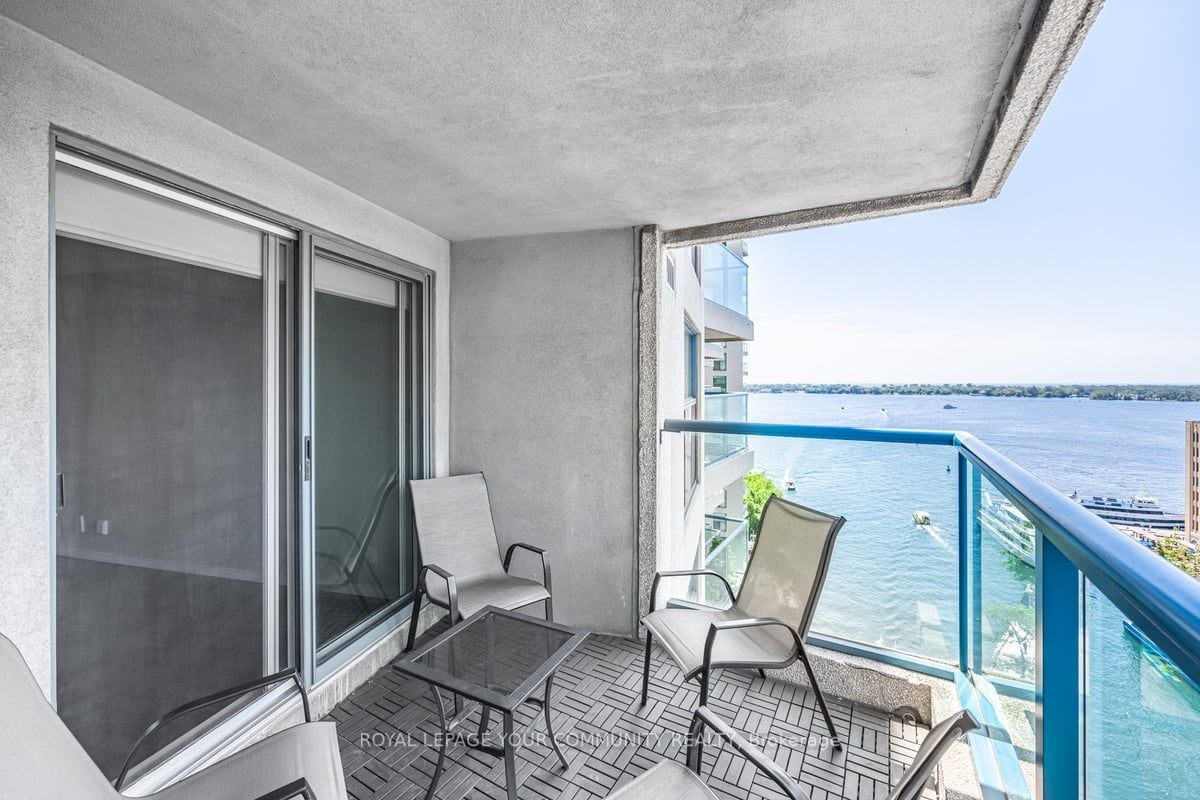 77 Harbour Sq, #1611