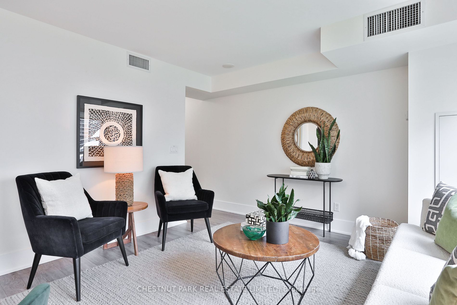 300 Front St W, #314