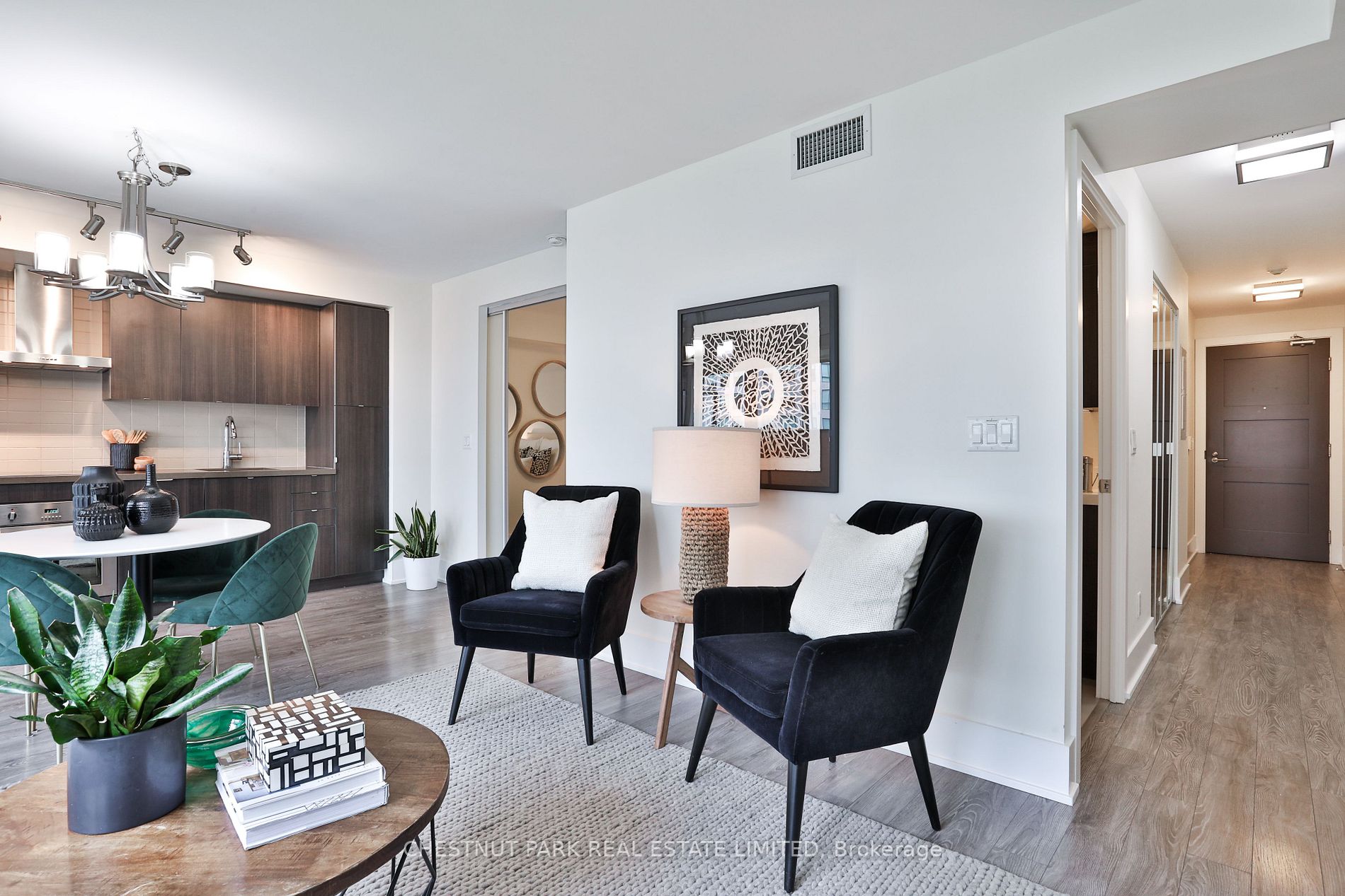 300 Front St W, #314
