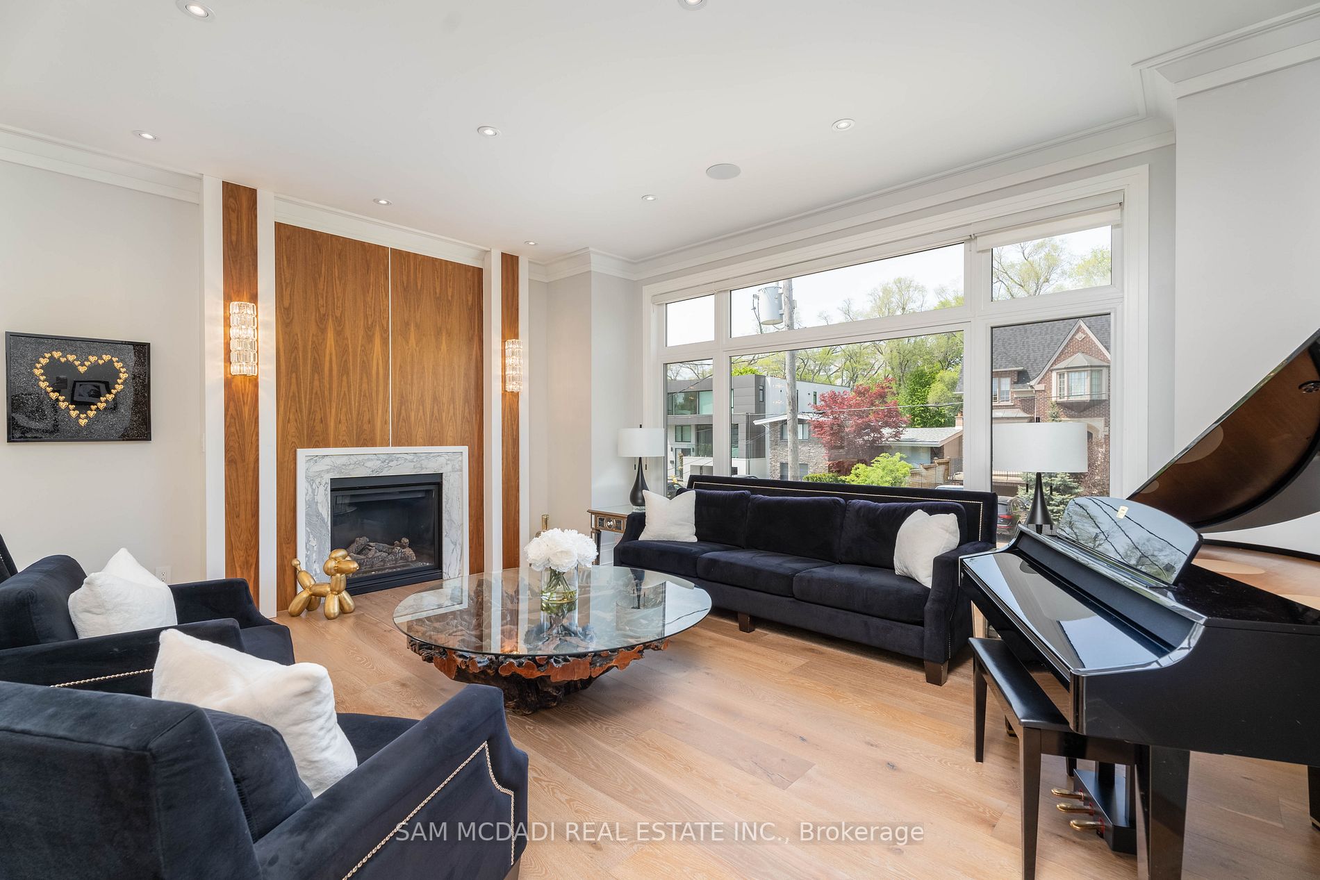445 Glengrove Ave W